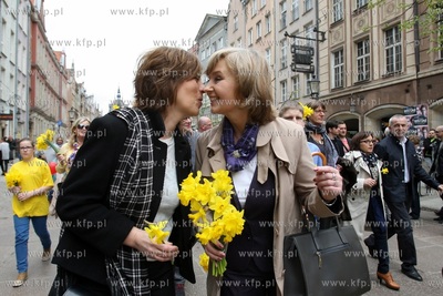 Gdańsk. Pola Nadziei. Nz. z prawej Jolanta Leśniewska,...