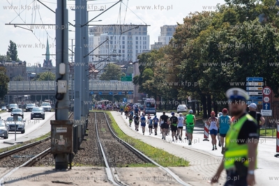 Gdańsk, skrzyżowanie Al. Grunwaldzkiej i Al.Wojska...