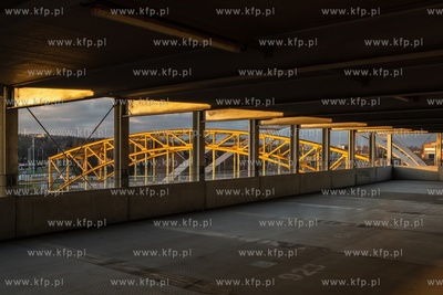 Gdańsk. Naziemny parking wielopoziomowy przy ul. Jana...