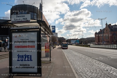 Gdańsk, Przystanek autobusowy Dworzec Glówny PKP....