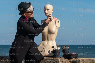 Gdańsk, Brzeźno. Beata Fryz - makijażystka. W związku...