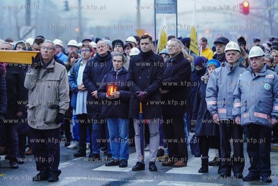 Gdynia, ul. Świętojańska. Gdyńska Droga Krzyżowa....