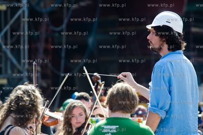 Gdansk. Stocznia Remontowa. Obudz Polske, niecodzienny...