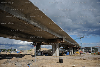 Gdansk. Budowa obwodnicy Poludniowej - wezla Lipce
02.09.2011
fot....