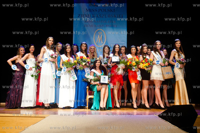 Gminny Dom Kultury w Pierwoszynie. Gala Finalowa Miss...