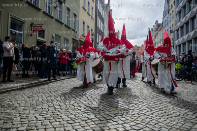 Wielki Piatek. Misterium Meki Panskiej na ulicach Gdanska.
03.04.2015
fot....