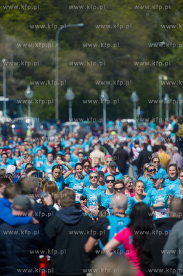 Gdynia. Bulwar Nadmorski. Bieg Kobiet - Zawsze Pier(w)si,...