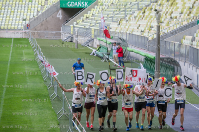 Zawodnicy na trasie II PZU Gdansk Maraton. 
15.05.2016
fot....
