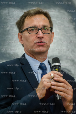 Gdańsk. Historyczna sala BHP. Konferencja prasowa...