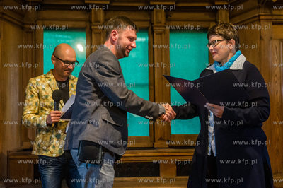 Ratusz Staromiejski w Gdansku. Uroczystosc wreczenia...