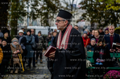 Gdańsk. Cmentarz Nieistniejących Cmentarzy. Modlitwa...