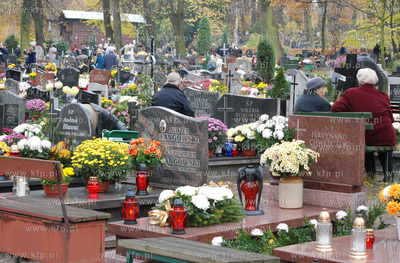 Cmentarz Garnizonowy w Gdansku przy ulicy Dabrowskiego...