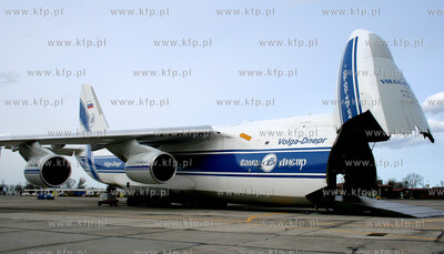 Gdansk, Rebiechowo. Nz. Antonow An-124-100  linii Wolga...