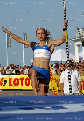 Sopot. Zawody Tyczka na Molo 2008 najstarszy i najwiekszy...