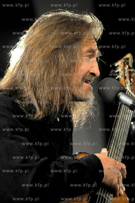 Teatr Miejski w Gdyni. Recital Miroslawa Czyzykiewicza,...