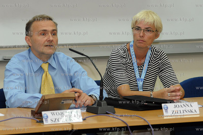 Gdynia. Konferencja prasowa rozpoczynajaca Zlot Zaglowcow...