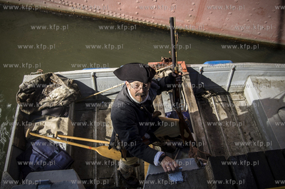 Gdansk. Wyspa Olowianka. Do abordazu - rekonstrukcja...