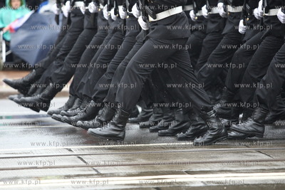 Kaliningrad , Rosja 09.05.2014 Parada na Placu Zwyciestwa...