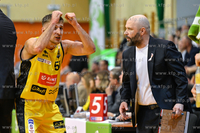 Hala 100 lecia Sopotu. Różowy mecz Energa Trefl Sopot...
