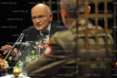 Gdansk. Filharmonia Baltycka. Areopag Gdanski. Debata...