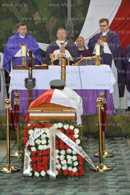 Pruszcz Gdansk, 49. Pulku Smiglowcow Bojowych. Uroczystosc...