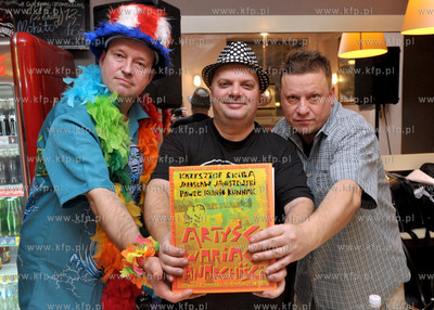 XVIII Biesiada Felietonistow w pubie Kawalerka w Gdansku....