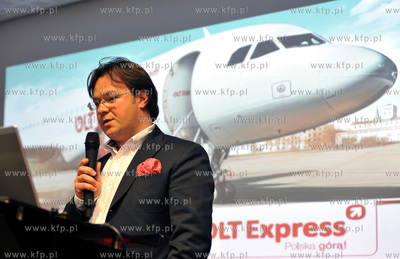 Lotnisko w Gdansku. Prezentacja nowego samolotu airbusa...