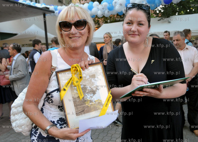 Festyn i akcja charytatywna Zeszyt dla ucznia zorganizowany...