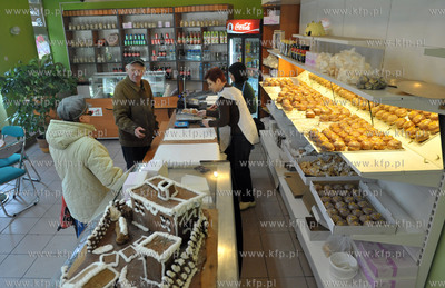 Cukiernia Baccate w Nowym Porcie na ul. Wilkow Morskich.
07.02.2013...