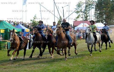 Dozynki w Luzienie na Kaszubach. 25.08.2013 Fot. Maciej...