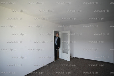 Uroczyste przekazanie do użytku 125 mieszkań wybudowanych...