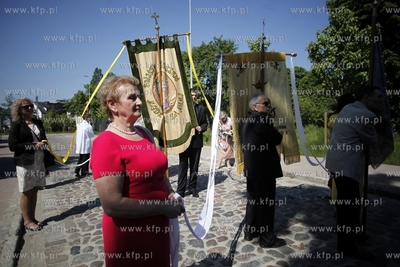 Procesja Bozego Ciala w gdanskiej dzielnicy Letnica.
30.05.2013
fot....
