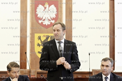 Urzad Marszalkowskiw Gdansku. Debata o przyszłosci...