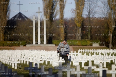 Wojskowy cmentarz francuski w Gdansku.
31.10.2013
fot....