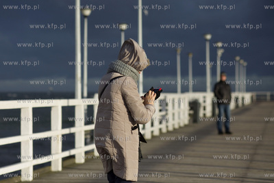 Silny wiatr w Gdańsku Brzeźnie.
27.12.2016
fot....