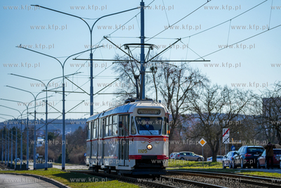 Pętla tramwajowa Oliwa. Festyn 50 lat tramwajów 105N...