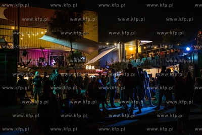 Gdańsk.  Życie kulturalno - rozrywkowe na terenach...