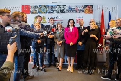 Konferencja prasowa, podczas której prezydent Gdańska...