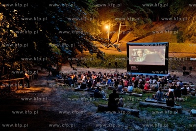 „Kino po zachodzie słońca” - nowy cykl seansów...