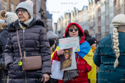 Gdańsk, ul. Długi Targ . 3 rocznica wojny w Ukrainie....