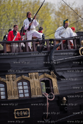 Gdansk. Nowy Port. Druga edycja Bitwy Morskiej o Twierdze...