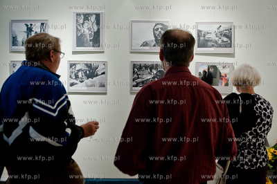 Gdansk. Nadbaltyckie Centrum Kultury. Uroczystosc wreczenia...