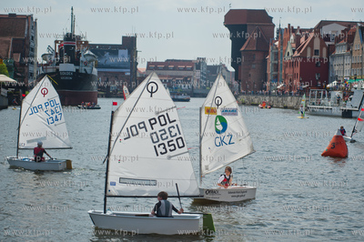 Gdansk. Oficjalne rozpoczecie sezonu zeglarskiego.
Nz...