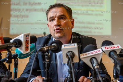 Gdansk. Konferencja prasowa Przewodniczacego Komisji...