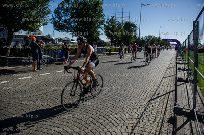 Zawody Herbalife Ironman 70.3 Gdynia 2016.
07.08.2016
fot....