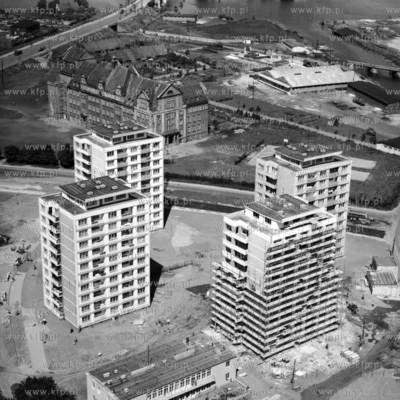 Gdańsk z lotu ptaka. Widok na ulice Wygon, Mostek,...