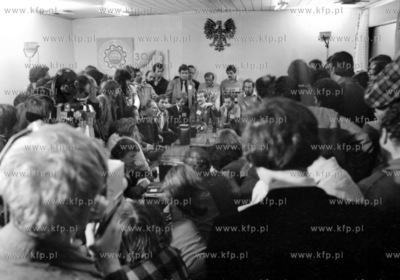 Kraków 19.X.1980 r.
Konferencja prasowa przedstawicieli...
