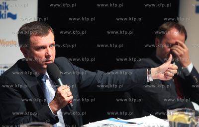 Teatr Wybrzeze - Scena Kameralna w Sopocie. Debata...