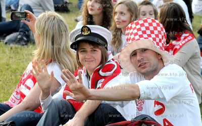Gdynia Park Kibica w Parku Rady Europy. Gdynianie kibicuja...