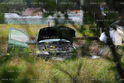 Smiertelny wypadek na przejezdzie kolejowym w Redzie...